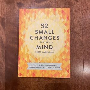*SOLD* 52 Small Changes for the Mind by Brett Blumenthal